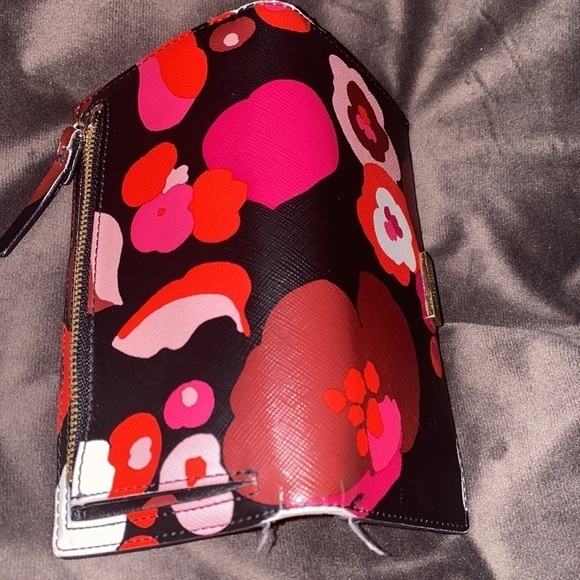 Kate spade ♠️ floral patterned wallet - Picture 4 of 13